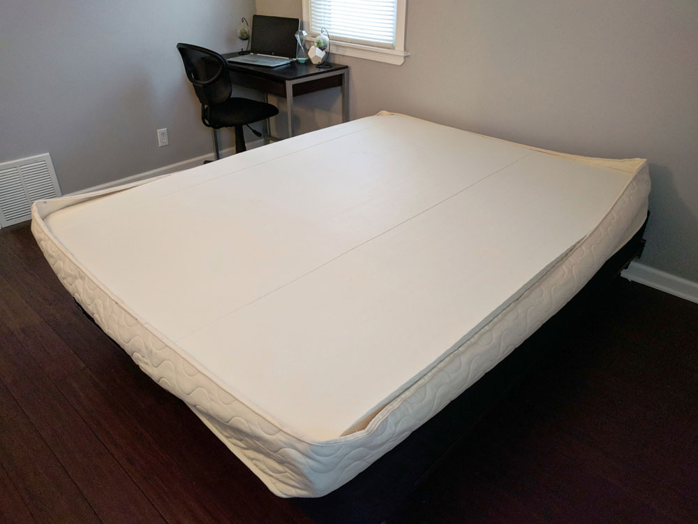 Spindle Mattress cover open